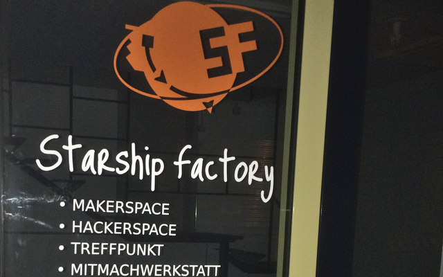 Wie funktioniert eine Starship Factory?