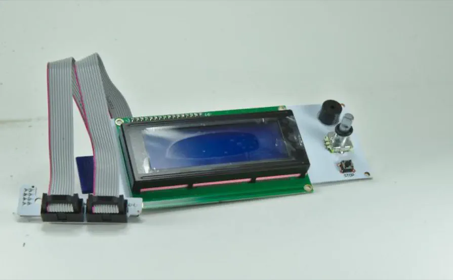 A display from the Ultimaker spare parts box. A display from the Ultimaker spare parts box.