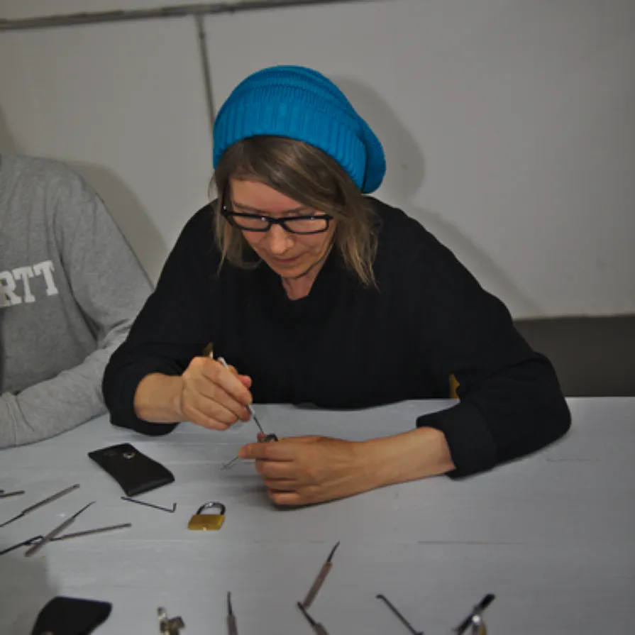 Picking a lock. Picking a lock.