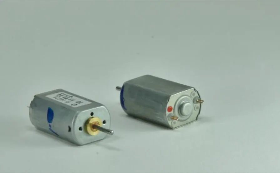 Two smaller electric motors. Two smaller electric motors.