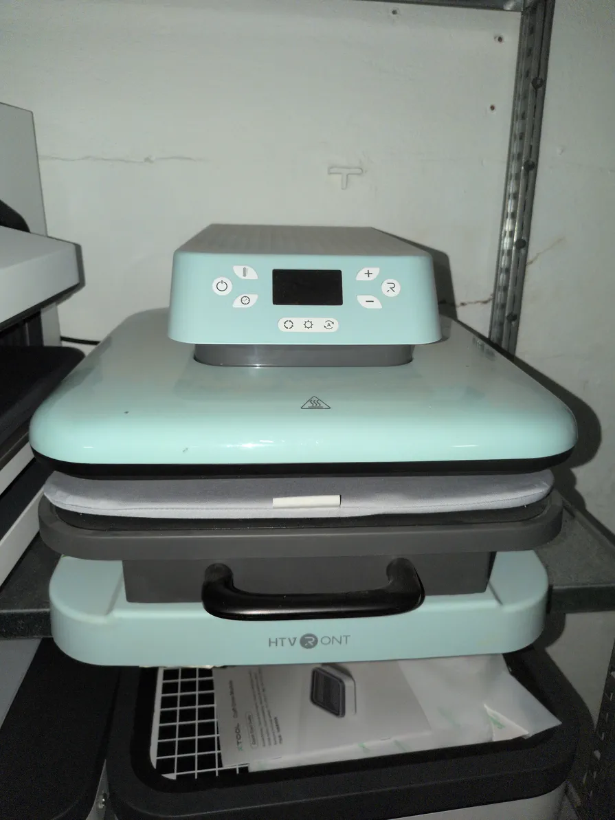 HTV press